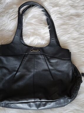 Coach Navy Leather Shoulder Bag